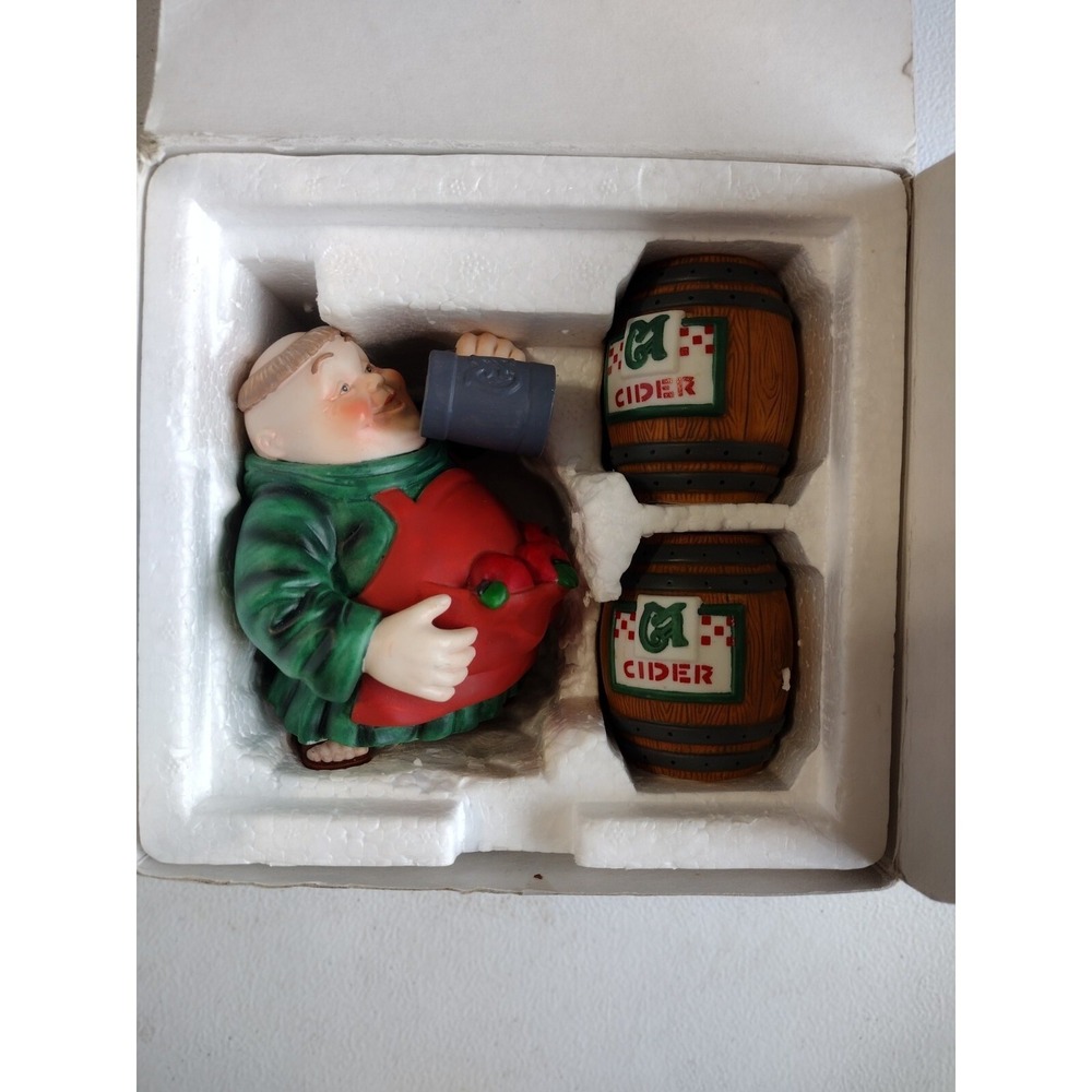 Department 56 MerryMakers Samuel the Sampler and Cider Barrel Set 9381-5